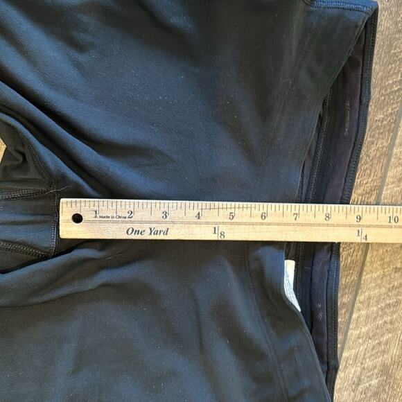 Bundle 3 Nike Women's Quarter Zip Top, Ankle Legging, Capris Legging Size M - Picture 10 of 16